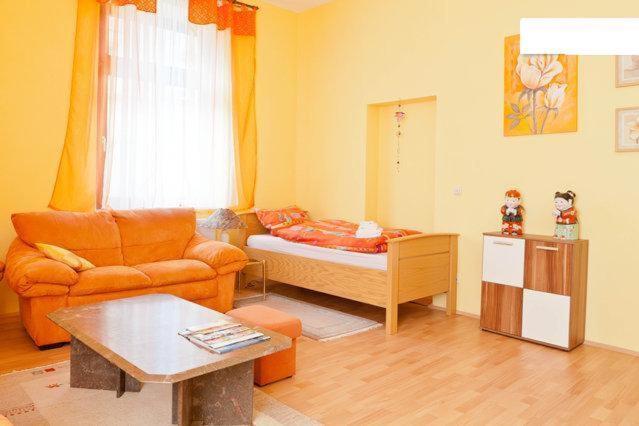 City Apartment In Nuernberg Стая снимка