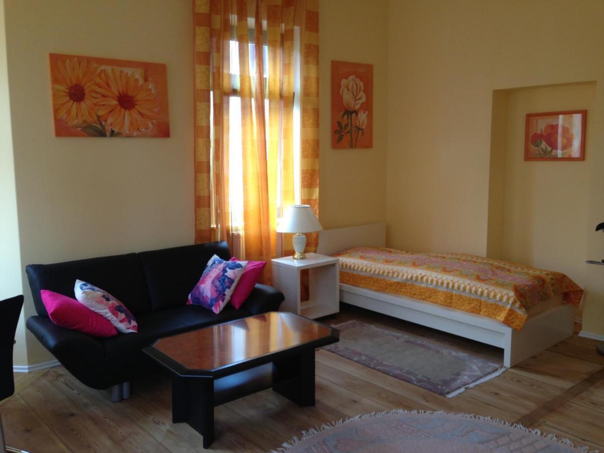 City Apartment In Nuernberg Стая снимка